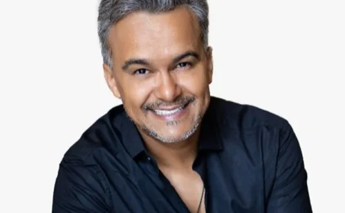 
          Imagem ilustrativa da imagem Noite sertaneja com Rick e Renner de graça em Camburi
          