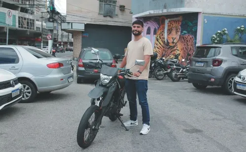 
          Imagem ilustrativa da imagem Nova regra vai permitir renovação automática da CNH para bons motoristas
          