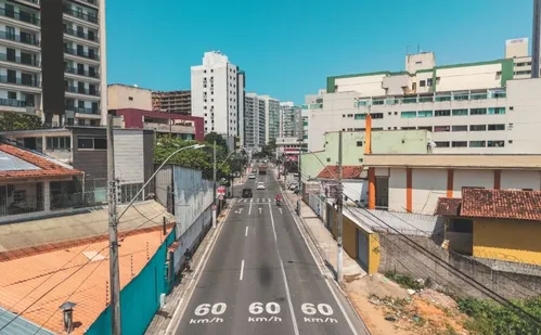 
          Imagem ilustrativa da imagem Novos radares de Vila Velha não vão multar avanço de sinal na madrugada
          