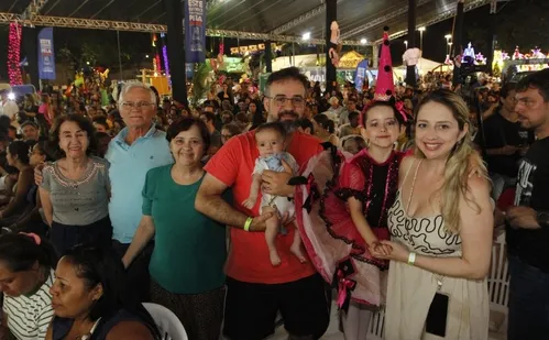 
          Imagem ilustrativa da imagem "O Quebra Nozes Capixaba": Espetáculo de Natal encanta plateia em Vila Velha
          