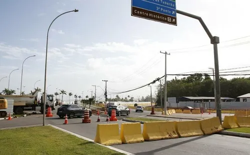 
          Imagem ilustrativa da imagem Obra do Mergulhão de Camburi já provoca alterações no trânsito
          