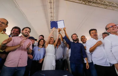 
          Imagem ilustrativa da imagem Arco Metropolitano sai do papel após 20 anos e entra no jogo político de 2026
          