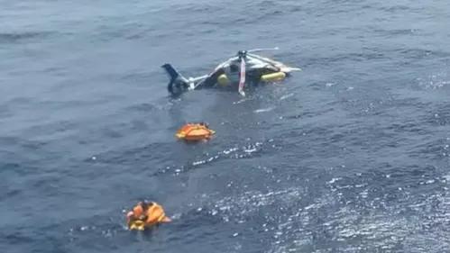 
          Imagem ilustrativa da imagem Oito pessoas são resgatadas no mar após pouso forçado de aeronave próximo a Cabo Frio
          