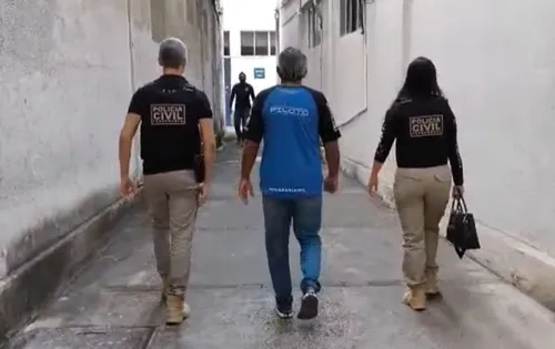 
          Imagem ilustrativa da imagem Operação da PCPE mira esquema de estelionato e lavagem de dinheiro em PE e PB
          