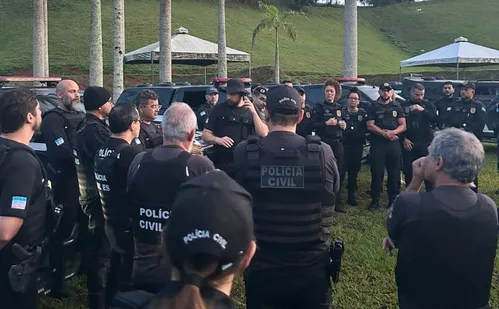 
          Imagem ilustrativa da imagem Organização criminosa ligada ao Comando Vermelho é alvo de operação no ES
          