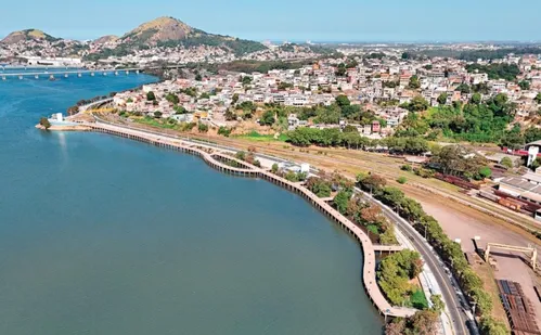 
          Imagem ilustrativa da imagem Orla de Cariacica vira ponto para adotar pet
          