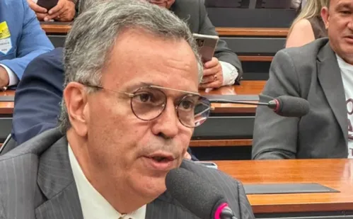 
          Imagem ilustrativa da imagem PF faz operação sobre desvio de emendas com foco em deputado Félix Mendonça
          