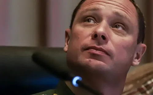 
          Imagem ilustrativa da imagem PF sugere que Mauro Cid seja incluído em programa de proteção a testemunhas
          