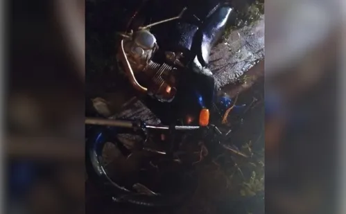 
          Imagem ilustrativa da imagem Pai e filho morrem após acidente em rodovia no ES
          