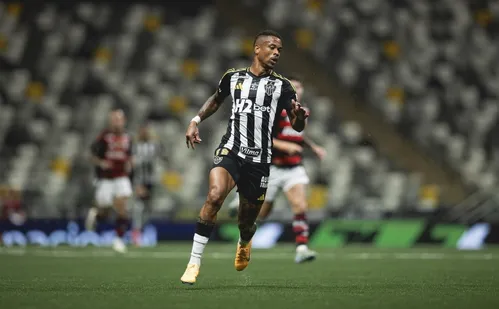 
          Imagem ilustrativa da imagem Palmeiras encaminha empréstimo de Caio Paulista para o Grêmio
          