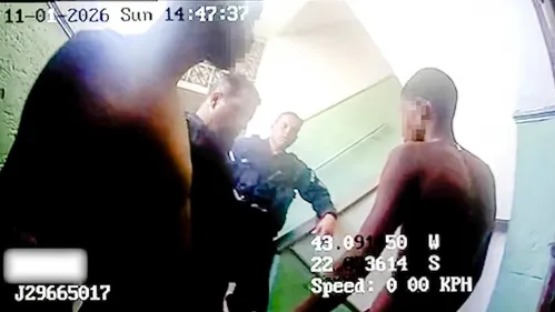 
          Imagem ilustrativa da imagem Polícia do Rio liberta quatro reféns e chefe do tráfico em comunidade de Niterói é morto
          