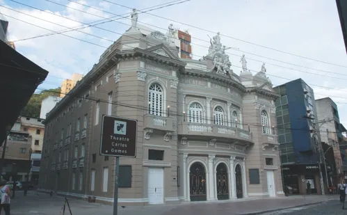 
          Imagem ilustrativa da imagem Por dentro do novo Teatro Carlos Gomes
          