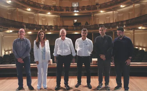 
          Imagem ilustrativa da imagem Por dentro do novo Teatro Carlos Gomes
          