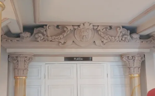 
          Imagem ilustrativa da imagem Por dentro do novo Teatro Carlos Gomes
          