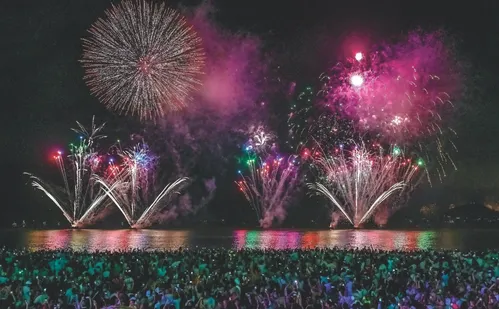 
          Imagem ilustrativa da imagem Prefeitura encerra inscrições para utilização de tendas na praia para o Réveillon
          