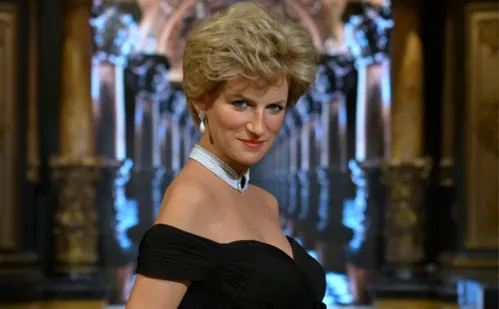 
          Imagem ilustrativa da imagem Princesa Diana ganha estátua de cera em Paris
          