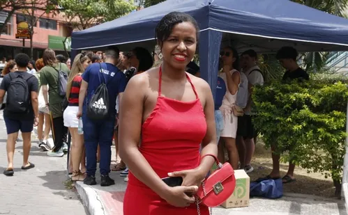 
          Imagem ilustrativa da imagem Candidatos avaliam segundo dia de provas do Enem: 'Menos interpretação'
          