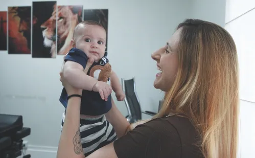 
          Imagem ilustrativa da imagem Quando se preocupar com o formato da cabeça do bebê?
          