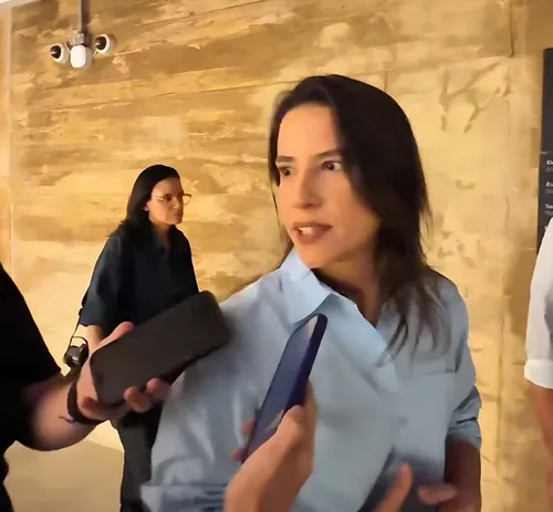 
          Imagem ilustrativa da imagem Raquel Lyra fala sobre a investigação policial de secretário do Recife
          