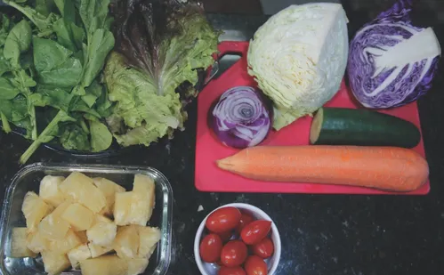 
          Imagem ilustrativa da imagem Receitas de saladas para a sua ceia de Natal
          