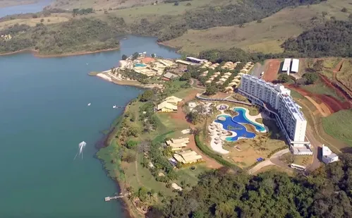 
          Imagem ilustrativa da imagem Resort que uniu Vorcaro e parentes de Toffoli hoje pertence a advogado da JBS
          