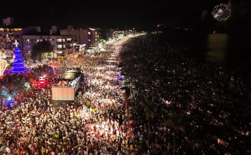 
          Imagem ilustrativa da imagem Réveillon em Piúma terá 5 dias de festa com trio elétrico
          