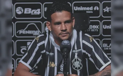 
          Imagem ilustrativa da imagem Rio Branco apresenta atacante Neto Oliveira
          