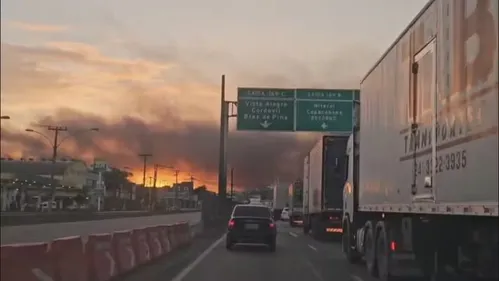 
          Imagem ilustrativa da imagem Rio tem tiroteio pelo segundo dia consecutivo; operação fecha Avenida Brasil
          