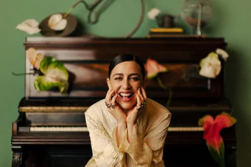 
          Imagem ilustrativa da imagem Roberta Sá celebra 20 anos de carreira com show no Sesc Glória
          