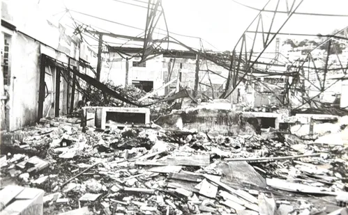 
          Imagem ilustrativa da imagem Romero Mendonça fez cobertura fotográfica do incêndio na Vila Rubim em 1994
          