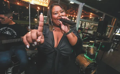 
          Imagem ilustrativa da imagem Roteiro de shows de graça nas praias do Espírito Santo
          