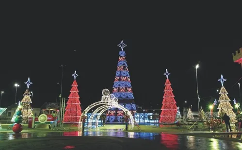 
          Imagem ilustrativa da imagem Roteiro para se encantar com as vilas de Natal no ES
          