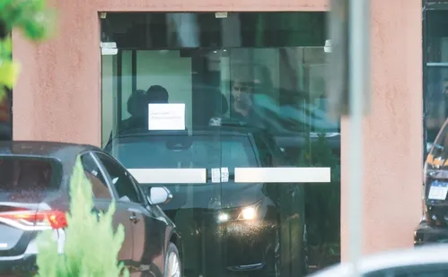 
          Imagem ilustrativa da imagem STF começa a analisar decisão de Moraes que decretou prisão de Bolsonaro
          