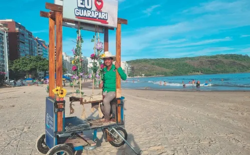 
          Imagem ilustrativa da imagem Sacoleiros e ambulantes que fazem sucesso no litoral capixaba
          