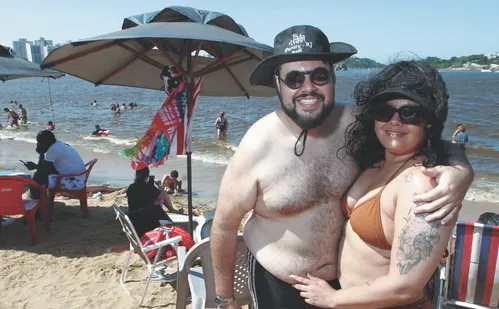 
          Imagem ilustrativa da imagem Saiba quais são as regras para uso do espaço e consumação nas praias do ES
          