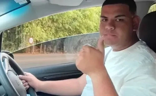 
          Imagem ilustrativa da imagem Salva-vidas morreu ao buscar aliança de banhista em piscina de parque em SP
          