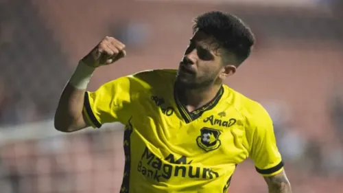 
          Imagem ilustrativa da imagem Santa Cruz está perto de anunciar o atacante Matheus Régis
          