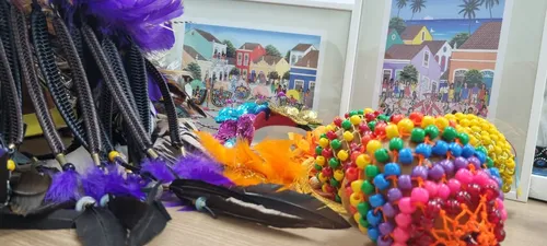 
          Imagem ilustrativa da imagem Secretaria da Mulher abre inscrições para seleção de artesãs na Central do Carnaval
          