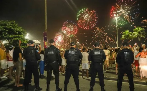 
          Imagem ilustrativa da imagem Segurança no Réveillon do Rio contará com câmeras de reconhecimento facial
          