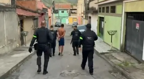 
          Imagem ilustrativa da imagem Seis pessoas são presas em operação contra o Comando Vermelho no Rio
          