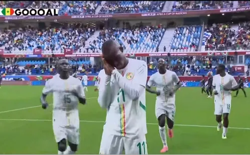 
          Imagem ilustrativa da imagem Senegal domina Botsuana e vence com show de atacante do Bayern de Munique
          