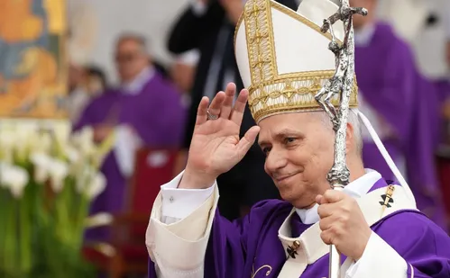 
          Imagem ilustrativa da imagem Sexo, monogamia e regras para veneração a Maria: polêmicas no papado de Leão XIV
          