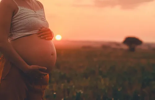 
          Imagem ilustrativa da imagem Sífilis avança entre gestantes e faz Pernambuco liderar taxas no Nordeste
          