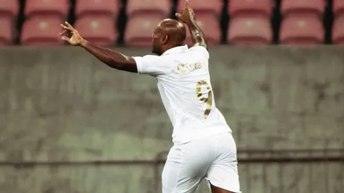 
          Imagem ilustrativa da imagem Sport x Retrô: confira as informações da partida, escalações e arbitragem
          