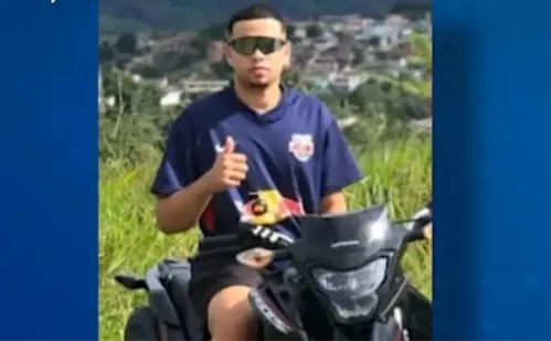 
          Imagem ilustrativa da imagem Suspeito de invadir casa e matar jovem enquanto dormia é preso em Cariacica
          