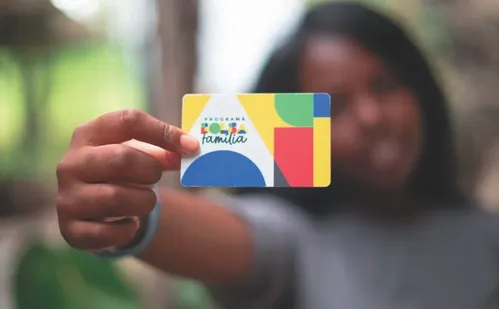 
          Imagem ilustrativa da imagem TCU identifica que 5 mil mortos receberam benefícios do INSS ou Bolsa Família
          