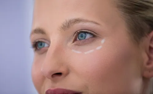 
          Imagem ilustrativa da imagem Técnicas sem cortes para olhar mais jovem e natural: as novidades da estética
          