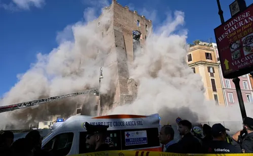 
          Imagem ilustrativa da imagem Torre medieval em Roma desaba durante obras de renovação e deixa feridos
          