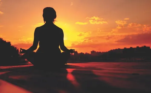 
          Imagem ilustrativa da imagem Tratamentos indicados para dormir melhor e ter mais disposição
          