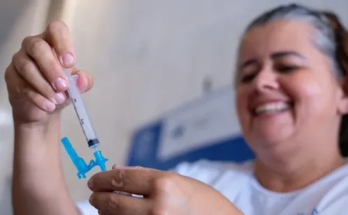 
          Imagem ilustrativa da imagem Vacina contra a dengue é registrada e será exclusiva do SUS no Brasil
          